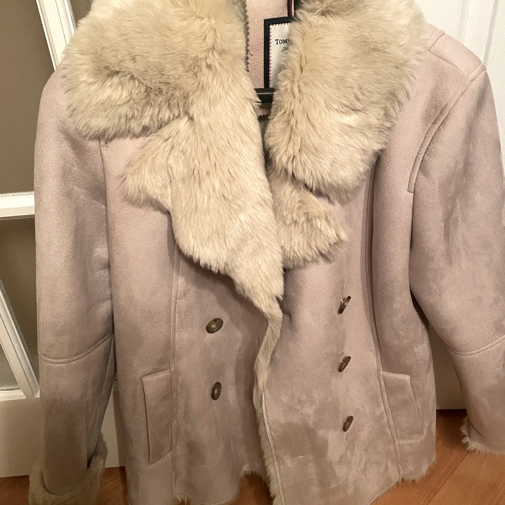 Tommy Hilfiger warm beige jacket